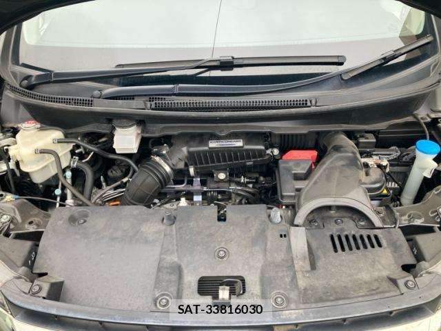 Honda STEP WGN 2022-03 8882327-22