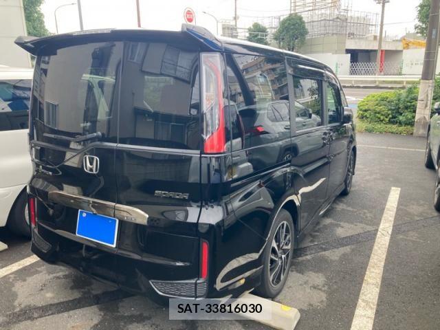 Honda STEP WGN 2022-03 8882327-3