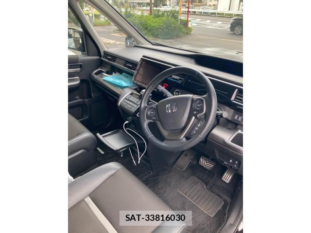 Honda STEP WGN 2022-03 8882327-7