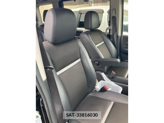 Honda STEP WGN 2022-03 8882327-8