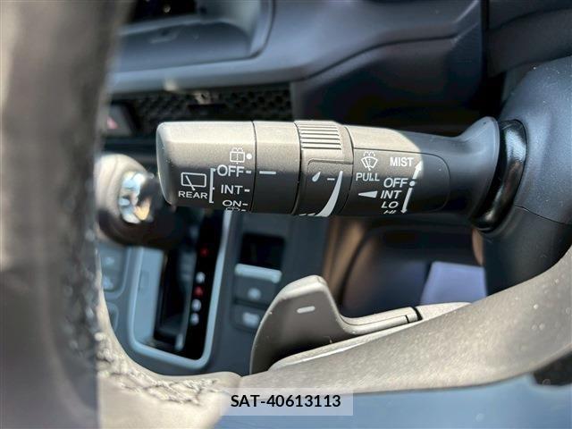 Honda STEP WGN 2026-04 8882329-28