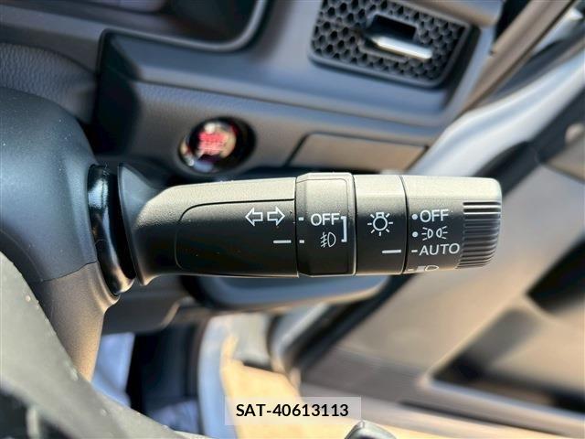 Honda STEP WGN 2026-04 8882329-29