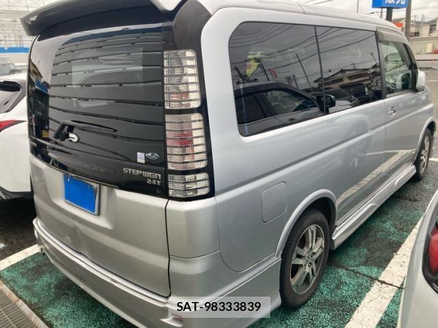 Honda STEP WGN 2003-08 8882362-3