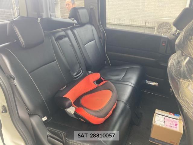 Honda STEP WGN 2011-12 8882363-12