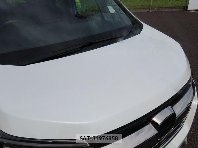 Honda STEP WGN 2019-09 8882334-15