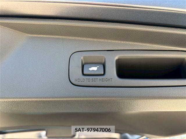 Honda STEP WGN 2026-05 8882332-15