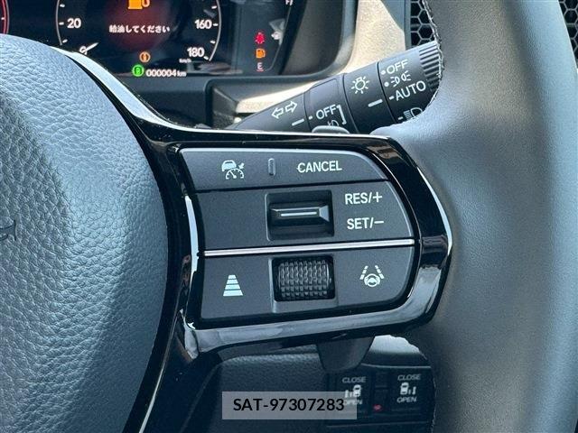 Honda STEP WGN 2026-06 8882328-28