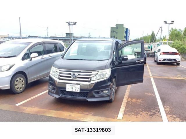 Honda STEP WGN 2014-03 8884404-0