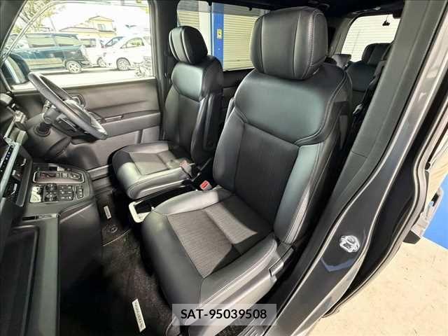 Honda STEP WGN 2024-09 8884393-10