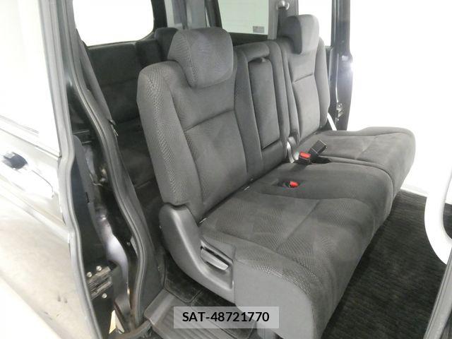 Honda STEP WGN 2011-11 8884397-12