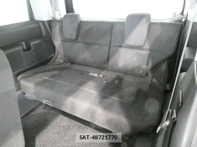 Honda STEP WGN 2011-11 8884397-19