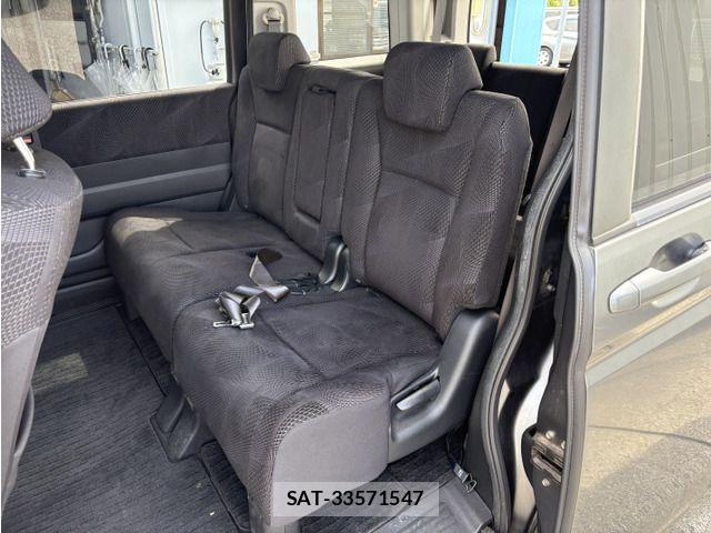 Honda STEP WGN 2009-12 8884403-4