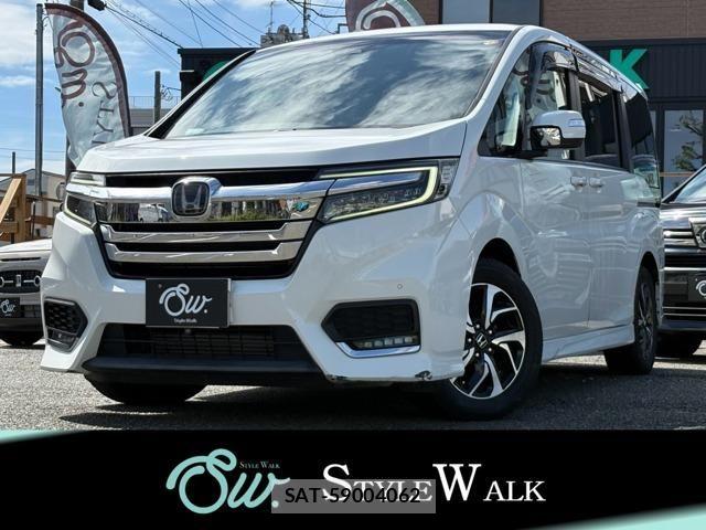 Honda STEP WGN 2017-10 8884396-0