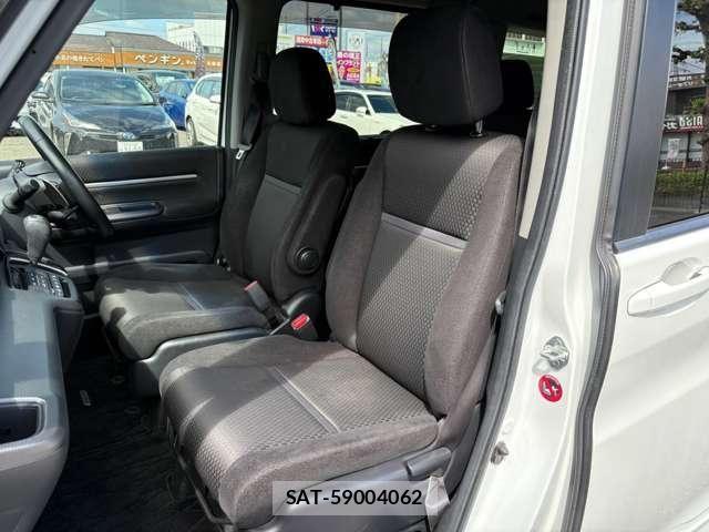 Honda STEP WGN 2017-10 8884396-11