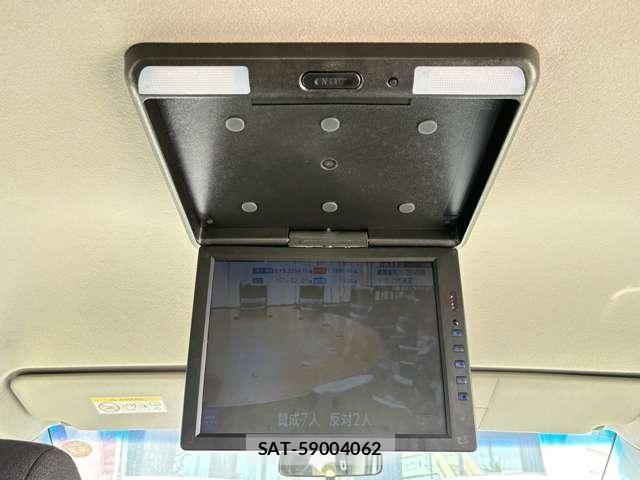 Honda STEP WGN 2017-10 8884396-23