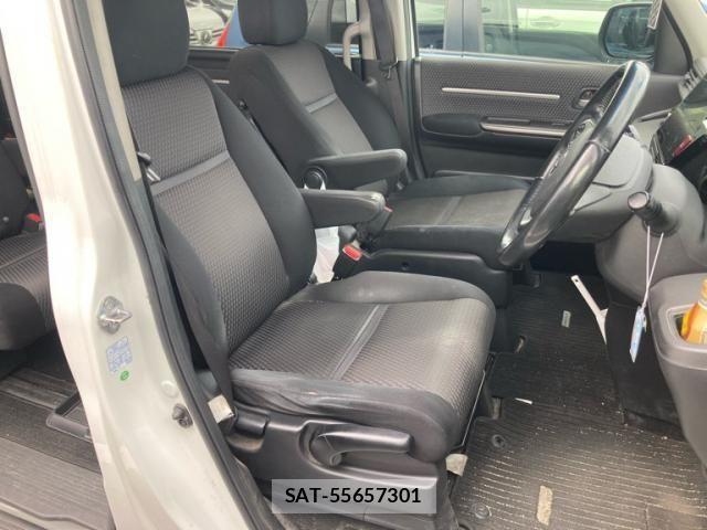 Honda STEP WGN 2015-05 8884395-12