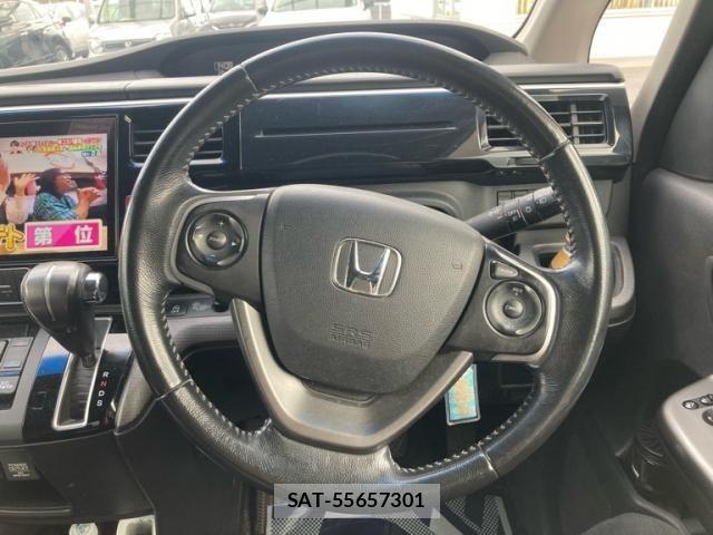 Honda STEP WGN 2015-05 8884395-20
