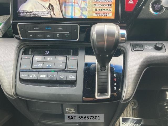Honda STEP WGN 2015-05 8884395-25