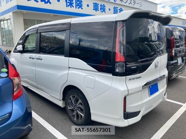 Honda STEP WGN 2015-05 8884395-3