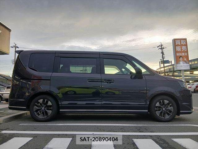 Honda STEP WGN 2023-07 8884392-15
