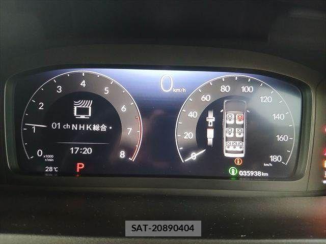 Honda STEP WGN 2023-07 8884392-27