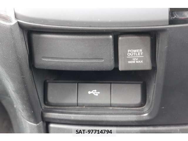 Honda STEP WGN 2021-03 5879681-17