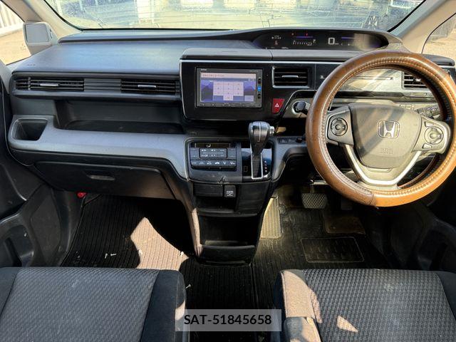 Honda STEP WGN 2017-03 6019819-10