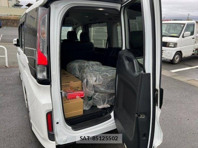 Honda STEP WGN 2015-05 6791631-10