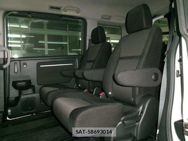 Honda STEP WGN 2020-09 6791633-8