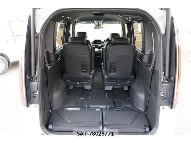 Honda STEP WGN 2026-02 6791632-9