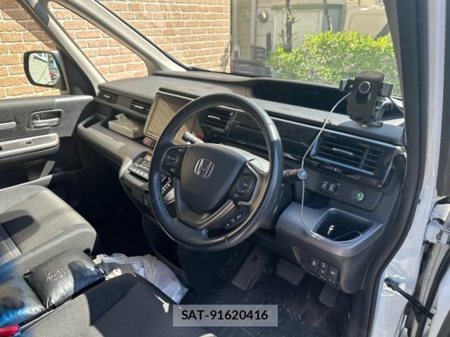 Honda STEP WGN 2018-01 7225591-20