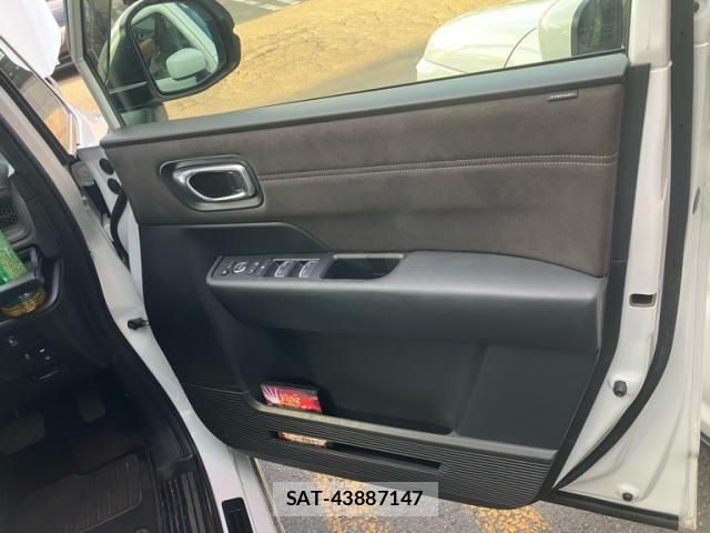 Honda STEP WGN 2022-11 7359981-9