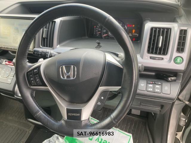 Honda STEP WGN 2013-06 7394318-16
