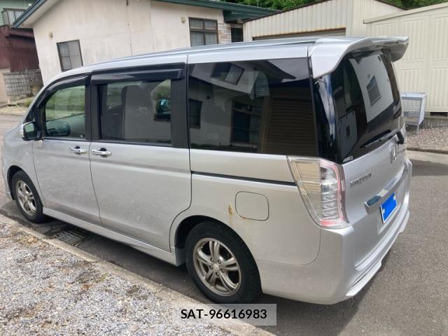 Honda STEP WGN 2013-06 7394318-4