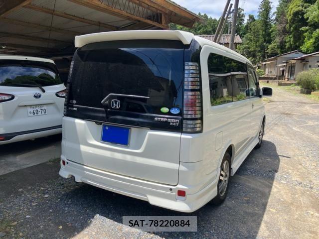 Honda STEP WGN 2004-08 7394317-2