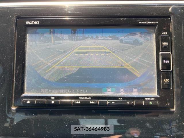 Honda STEP WGN 2017-12 7458122-18