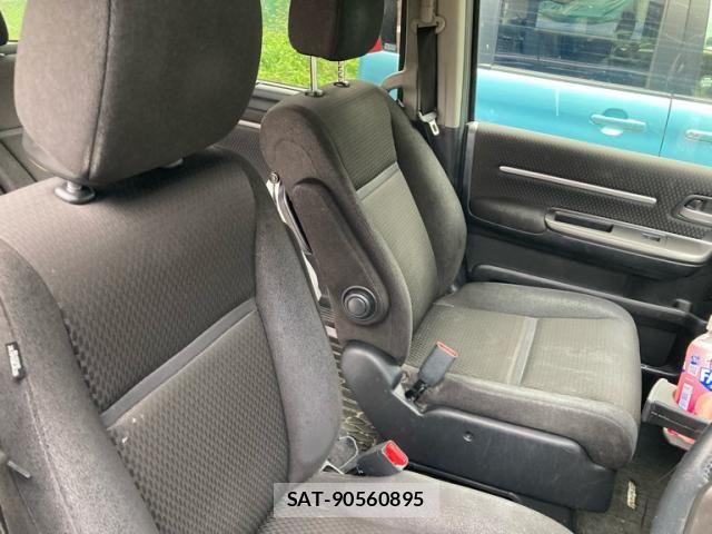 Honda STEP WGN 2017-09 7458123-12