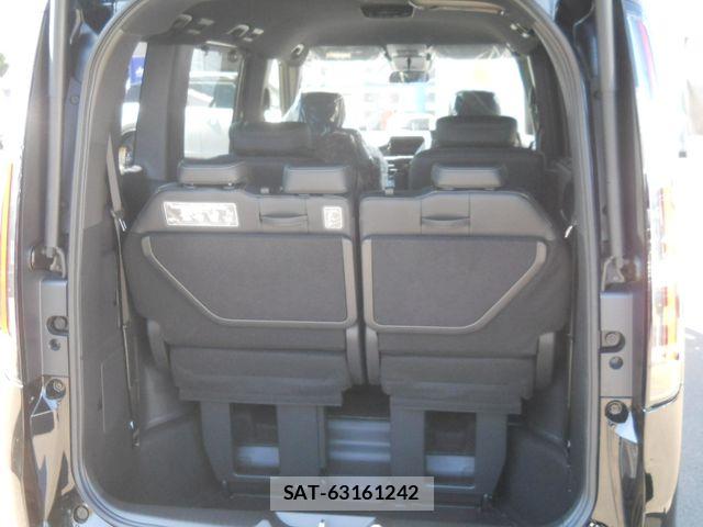 Honda STEP WGN 2026-06 7503057-18