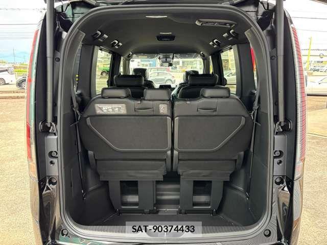 Honda STEP WGN 2026-06 7503055-9