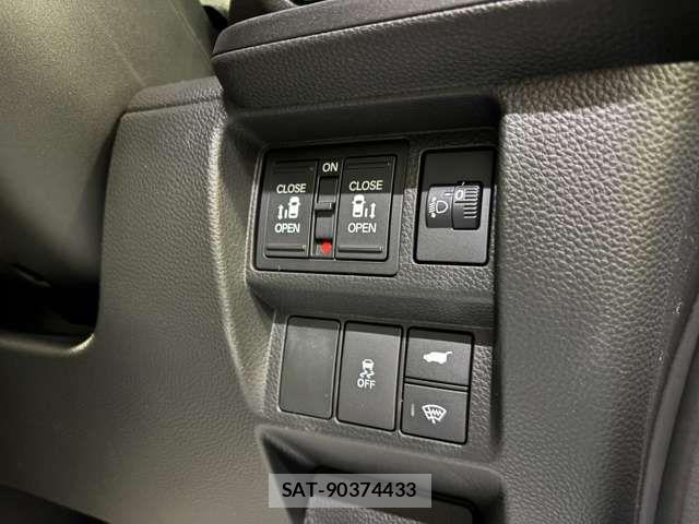 Honda STEP WGN 2026-06 7503055-12