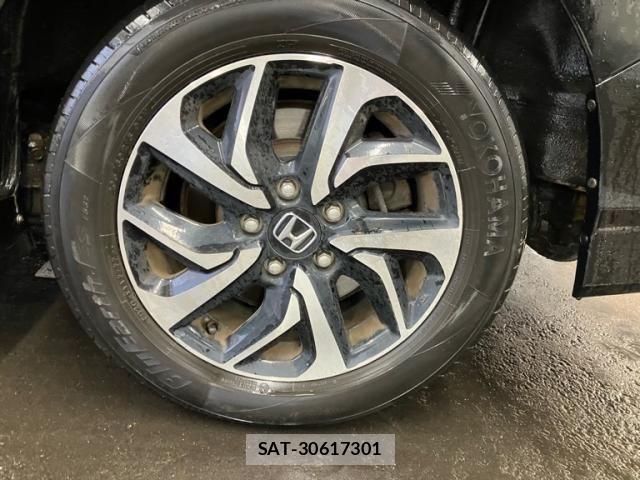 Honda STEP WGN 2016-09 7620418-9