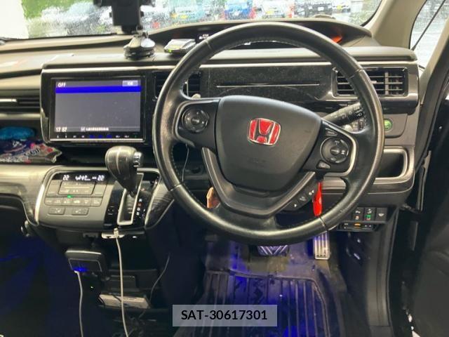 Honda STEP WGN 2016-09 7620418-12