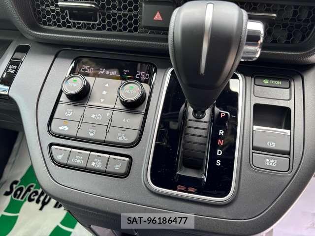 Honda STEP WGN 2026-06 7620412-9