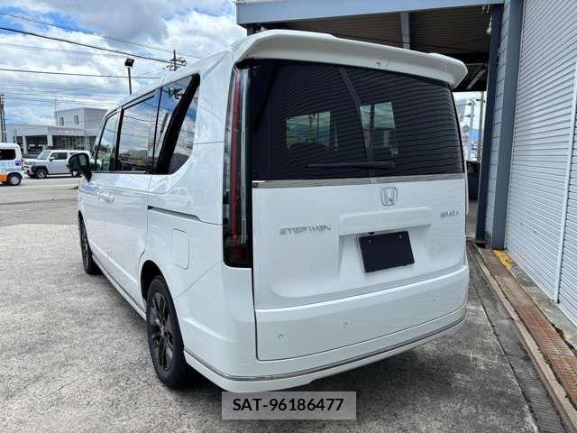 Honda STEP WGN 2026-06 7620412-2