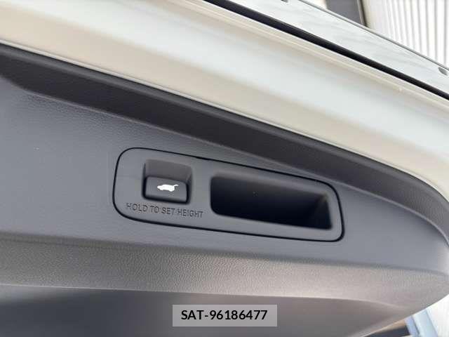 Honda STEP WGN 2026-06 7620412-8