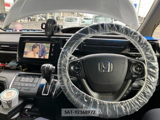 Honda STEP WGN 2015-12 7620417-17