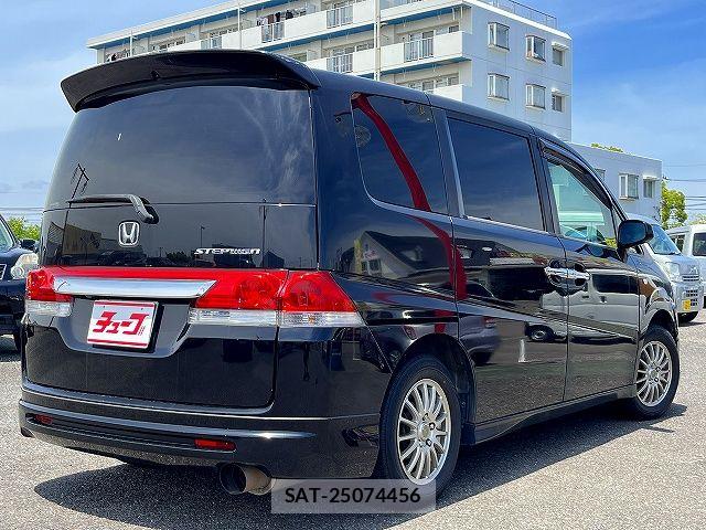 Honda STEP WGN 2006-11 7620420-2