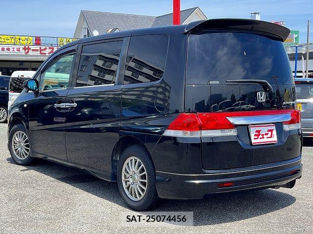 Honda STEP WGN 2006-11 7620420-8