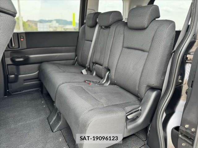 Honda STEP WGN 2014-07 7620421-17
