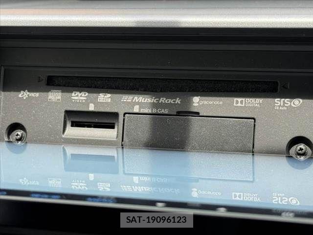 Honda STEP WGN 2014-07 7620421-23